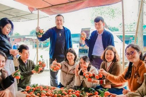 Chợ Bảm - điểm hẹn nông sản ngày Xuân