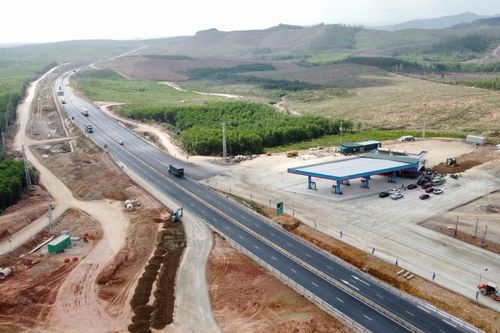 Trạm dừng nghỉ đầu tiên trên cao tốc Bắc – Nam qua tỉnh Quảng Trị được vận hành tạm thời