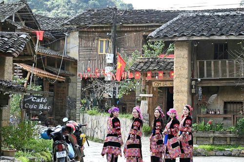 Du lịch cộng đồng vươn xa