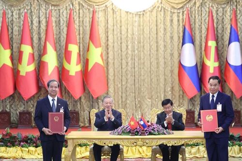 Dự kiến triển khai thí điểm dạy tiếng Lào trong năm 2026