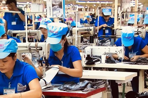 Da giày xuất khẩu nhiều, vẫn loay hoay ở cuối chuỗi giá trị