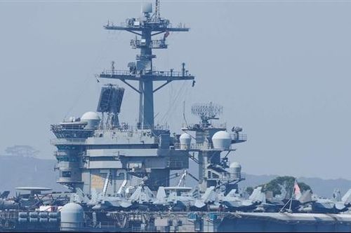 Mỹ - Iran: Đối thoại ngoại giao giữa sức ép quân sự gia tăng