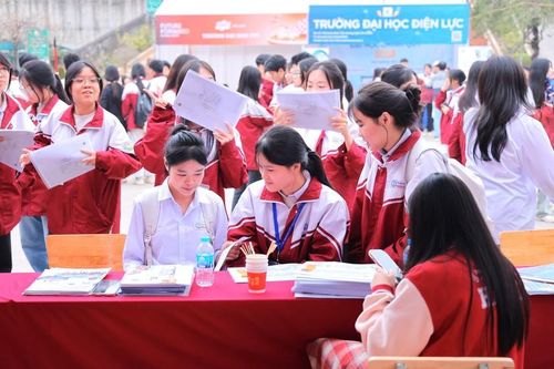 Quy định mới về việc miễn thi ngoại ngữ trong kỳ thi tốt nghiệp trung học phổ thông 2026
