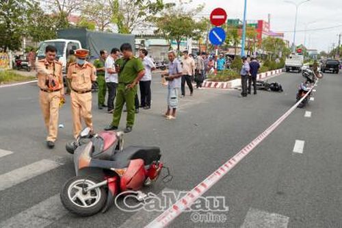 2 mô tô chạy cùng chiều va chạm, 1 người tử vong tại chỗ