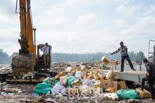 Tiêu hủy hơn 4 tấn mỹ phẩm không rõ nguồn gốc