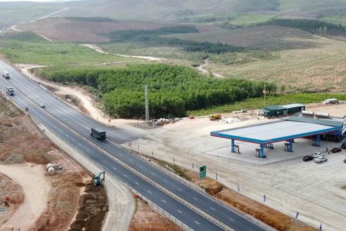 Vận hành trạm dừng nghỉ đầu tiên trên cao tốc Bắc - Nam đoạn qua Quảng Trị