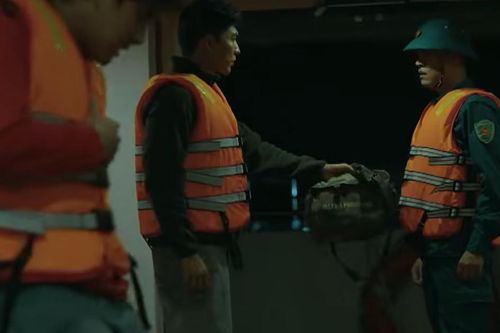 Cứu hộ thuyền cháy, Lợi đã hiểu hơn về Trung tá Minh Kiên