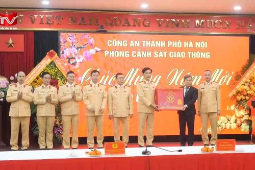 Lãnh đạo TP Hà Nội ghi nhận đóng góp của lực lượng CSGT Thủ đô