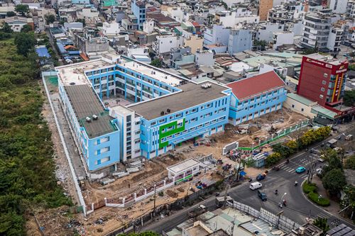 Ngôi trường trên khu đất từng là nghĩa trang lớn nhất TP.HCM