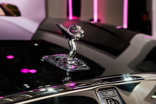 Đến xe điện Rolls-Royce cũng bị lỗi pin