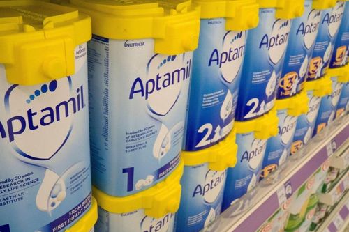 Nhiều lô sữa Aptamil tiếp tục bị thu hồi tại châu Âu