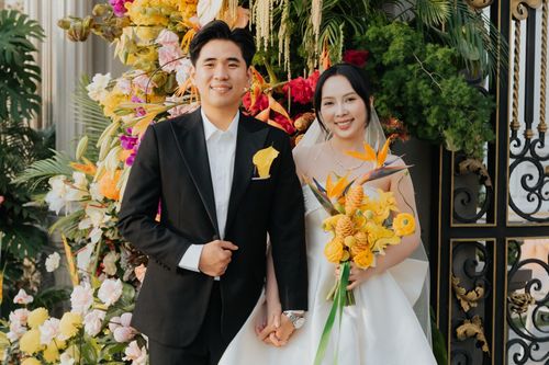 Thiếu gia Bến Tre cưới vợ: Biệt phủ ngập tràn 200 loại hoa, 140 mâm cỗ