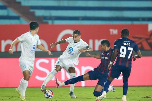 CLB Nam Định vào bán kết 'Cúp C1 Đông Nam Á' với ngôi nhất bảng
