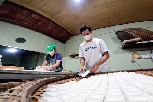 Bánh in truyền thống Thu Xà 'vào mùa', sản lượng tăng gấp 15 lần dịp Tết