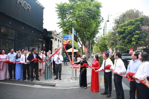 Công bố quyết định đặt tên đường Phạm Khắc tại phường Sài Gòn