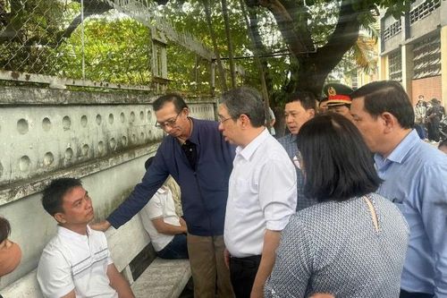 Khẩn trương khắc phục hậu quả vụ cháy nhà dân tại phường Đông Hưng Thuận