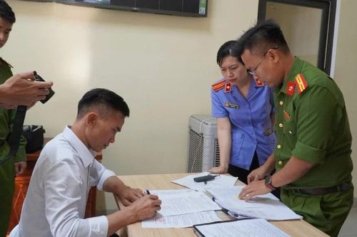 Đà Nẵng triệt phá đường dây sản xuất cà-phê bột giả quy mô lớn, thu giữ hơn 2 tấn tang vật