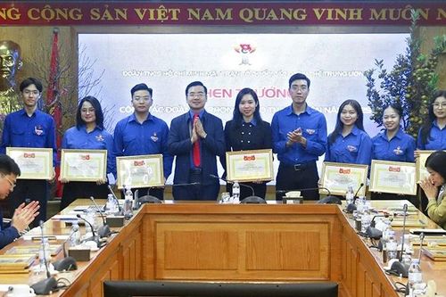 Chuyển dịch theo chiều sâu hoạt động tuổi trẻ Mặt trận Tổ quốc, các đoàn thể Trung ương