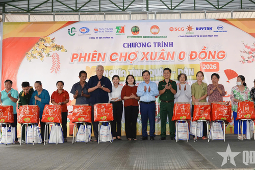 Ấm áp phiên chợ Xuân 0 đồng