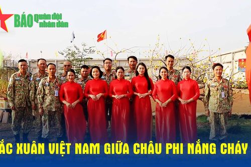 Sắc xuân Việt Nam giữa châu Phi nắng cháy