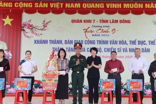 Quân khu 7 bàn giao nhà sinh hoạt cộng đồng vùng biên giới Lâm Đồng