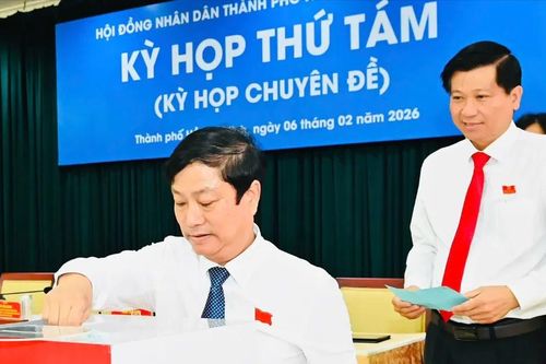 Phó Chủ tịch UBND TPHCM Nguyễn Văn Dũng được bầu làm Phó Chủ tịch HĐND TPHCM