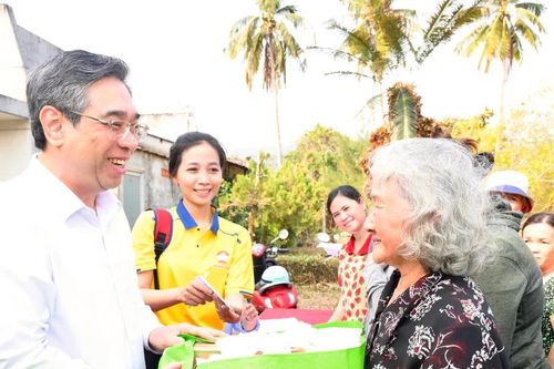 Xuân đoàn kết, tết nghĩa tình quân - dân ở đặc khu Côn Đảo
