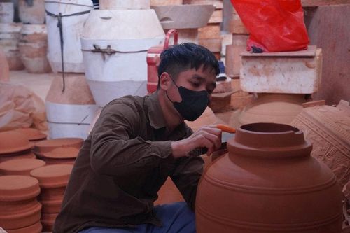 Làng gốm Kim Lan đỏ lửa phục vụ thị trường Tết