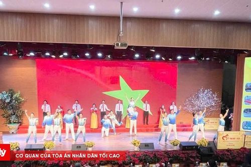 Hơn 2.400 tỷ đồng chăm lo Tết cho người lao động ngành Than