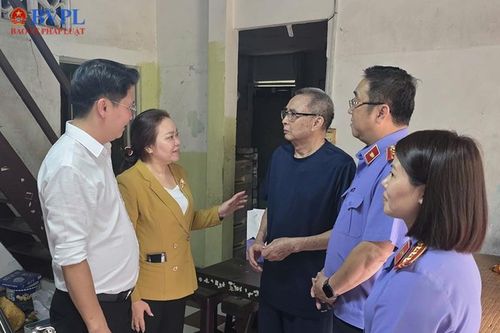 VKSND Khu vực 1 TP Hồ Chí Minh thăm hỏi các gia đình có hoàn cảnh khó khăn nhân dịp Tết Nguyên đán 2026