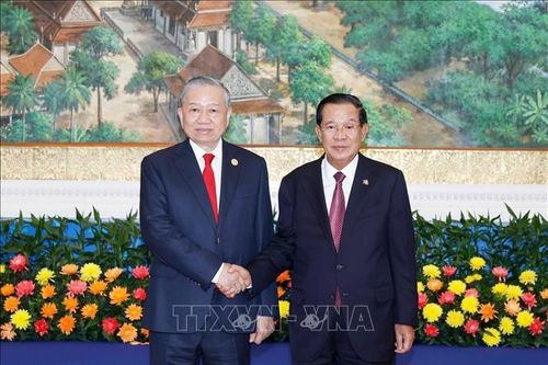 Cuộc gặp giữa Bộ Chính trị Đảng Cộng sản Việt Nam và Ban Thường vụ Trung ương Đảng Nhân dân Campuchia