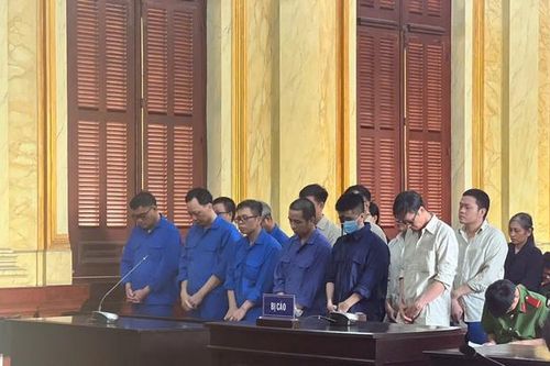 Cựu Chi cục trưởng Chi cục Thú y lãnh 7 năm tù vì tiếp tay cho buôn lậu