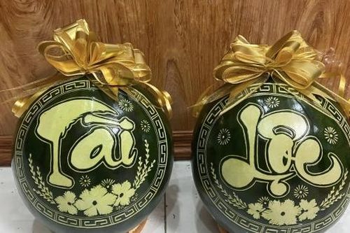 Dịch vụ khắc tỉa hoa quả nghệ thuật bội thu cận Tết