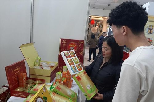 Nông sản, đặc sản địa phương đắt khách tại Hội chợ Xuân Hà Nội 2026