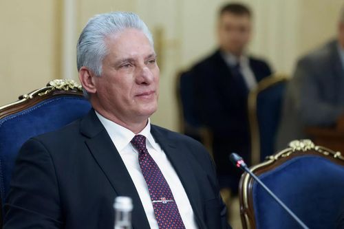 Chủ tịch Cuba: Rà soát, cập nhật phương án chuyển sang thiết quân luật trong tình huống khẩn cấp