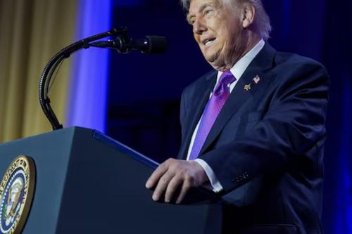Mỹ cải tổ công vụ, Tổng thống Trump có quyền sa thải 50.000 công chức