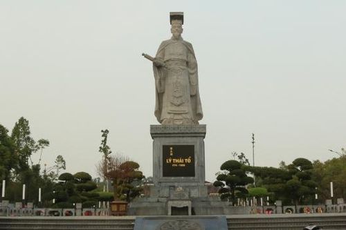 Đề xuất xây dựng Hồ sơ trình UNESCO vinh danh Danh nhân lịch sử, văn hóa Lý Công Uẩn