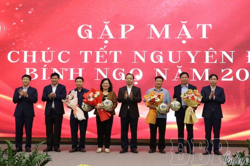 Tỉnh ủy gặp mặt các đồng chí lãnh đạo tỉnh qua các thời kỳ