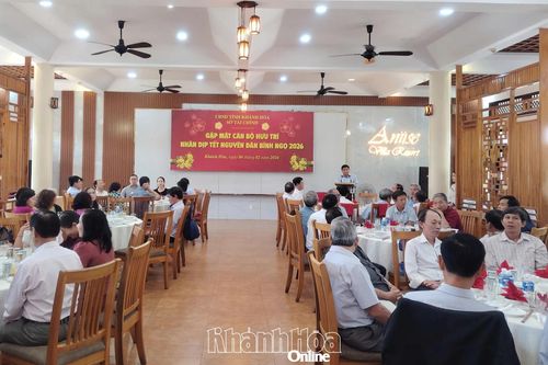 Sở Tài chính Khánh Hòa gặp mặt cán bộ hưu trí