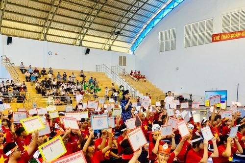 Lan tỏa tình yêu biển, đảo trong học sinh