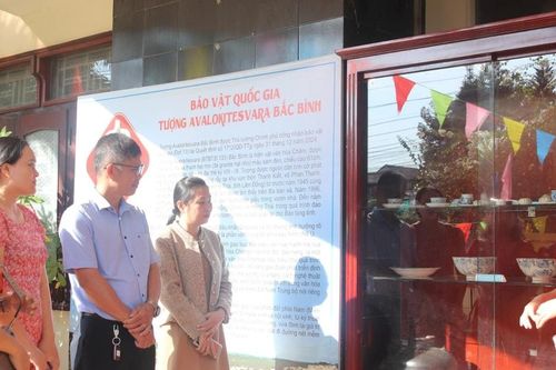 Đến bảo tàng nghe cổ vật 'kể chuyện' mùa xuân