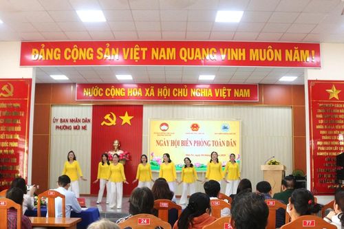Ngày hội Biên phòng toàn dân Mũi Né hướng về biên giới, biển đảo