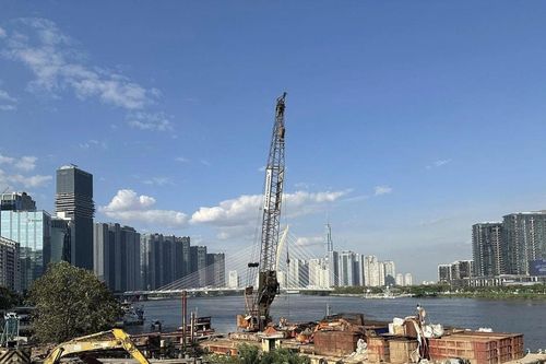 Cầu đi bộ vượt sông Sài Gòn: Tiến độ đạt trên 50%, dự kiến về đích tháng 9/2026