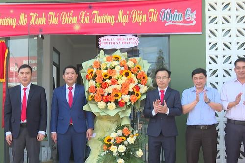 Lâm Đồng khai trương mô hình 'Xã thương mại điện tử' tại Nhân Cơ
