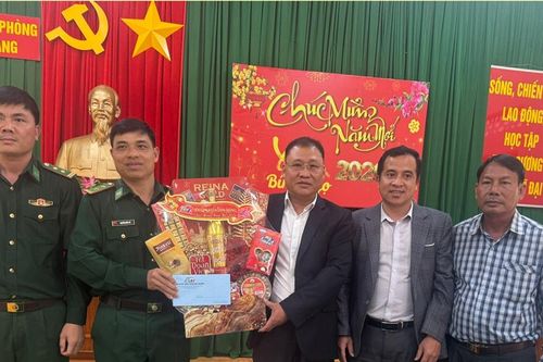 Đảng bộ Báo và Phát thanh, Truyền hình Lâm Đồng thăm chúc Tết các đồn biên phòng