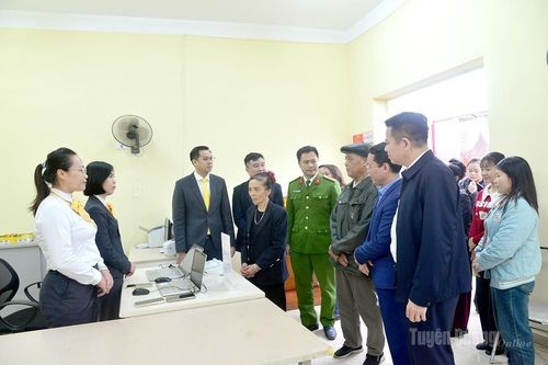 Khai trương 34 điểm Đại lý dịch vụ công trực tuyến