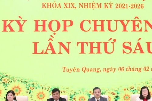 Kỳ họp chuyên đề lần thứ Sáu, HĐND tỉnh Tuyên Quang Khóa XIX Điều chỉnh cấu trúc kinh tế - xã hội phù hợp với không gian phát triển, yêu cầu mới