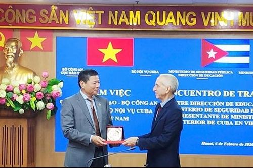 Bộ Công an Việt Nam tiếp nhận, tổ chức đào tạo cán bộ, học viên Cuba