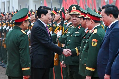 Chủ tịch nước thăm, chúc Tết Sư đoàn 316 và Quân khu 2