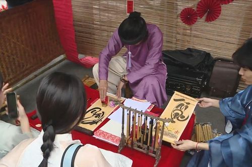 Tết Việt 2026 - gắn kết văn hóa sinh viên quốc tế HANU